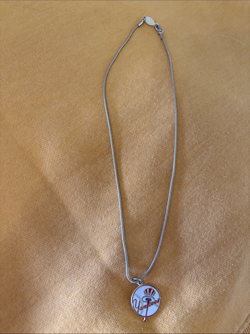 Gold-Tone Pendant Necklace - Yankees